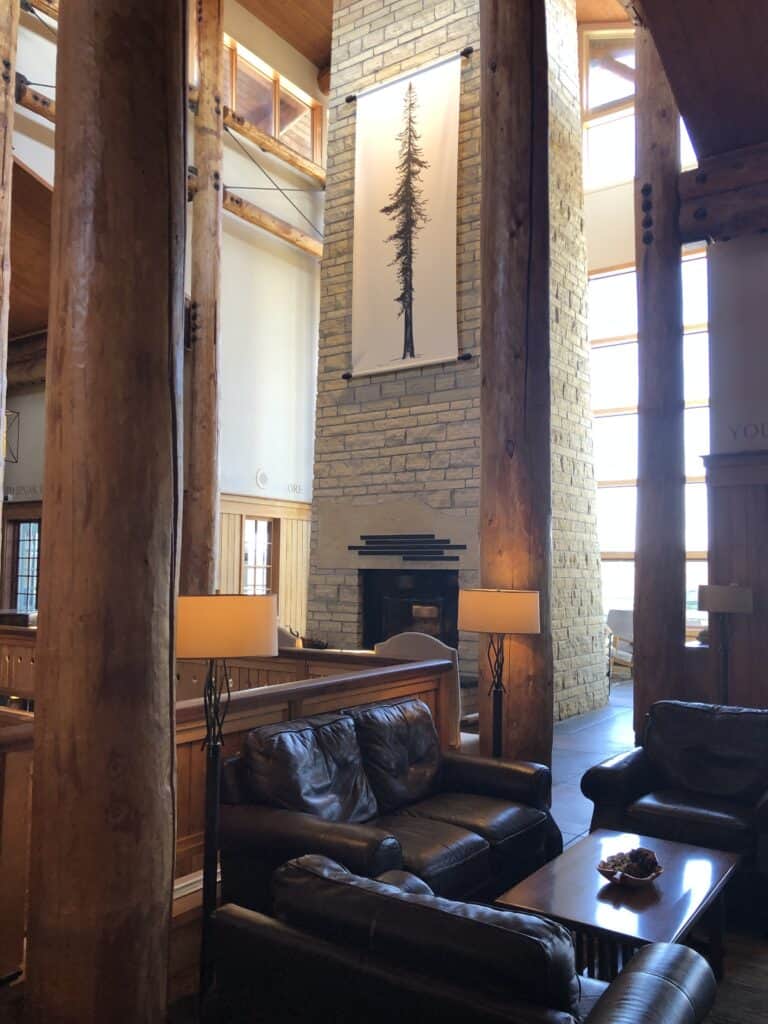 hotel lobby of Lied Lodge