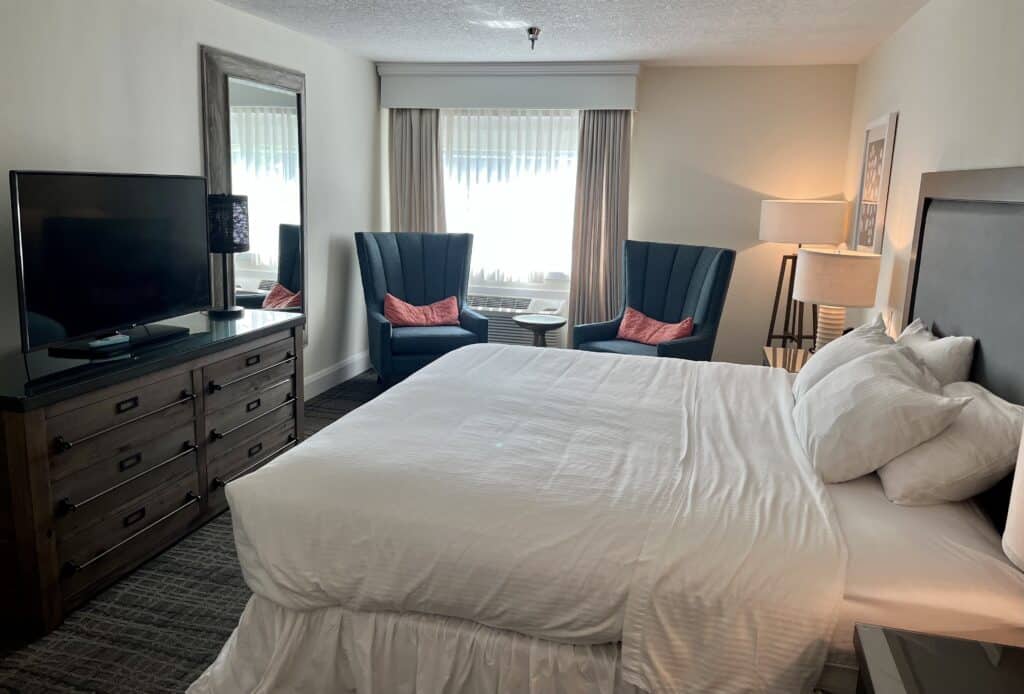king bedroom suite in Best Western Ames Iowa