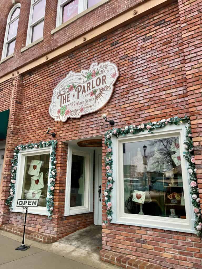 exterior of the Parlor shop in Liberty MO