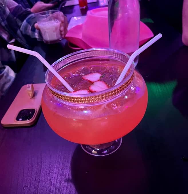 large cocktail with 2 straws
