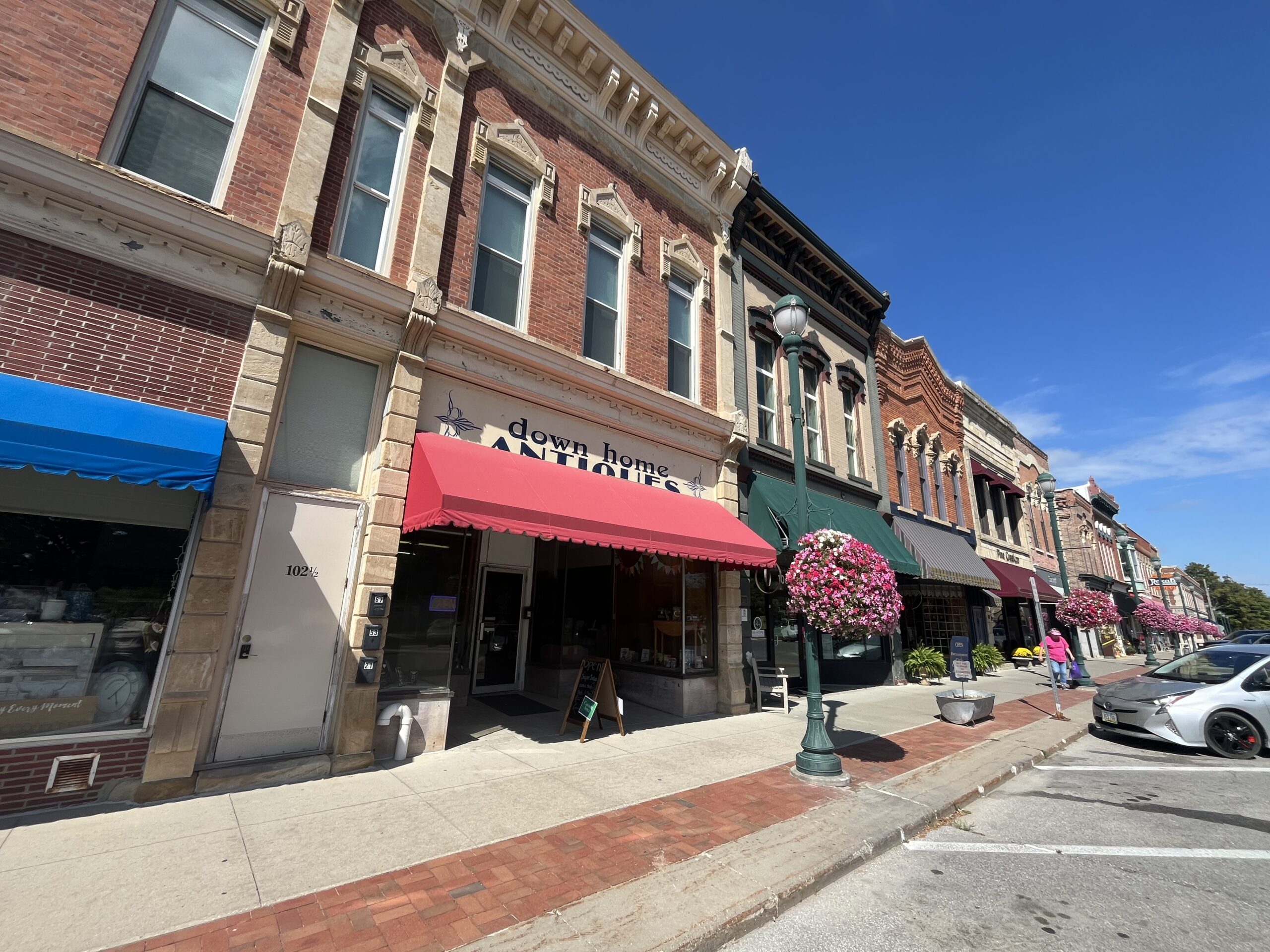 street in Winterset, Iowa